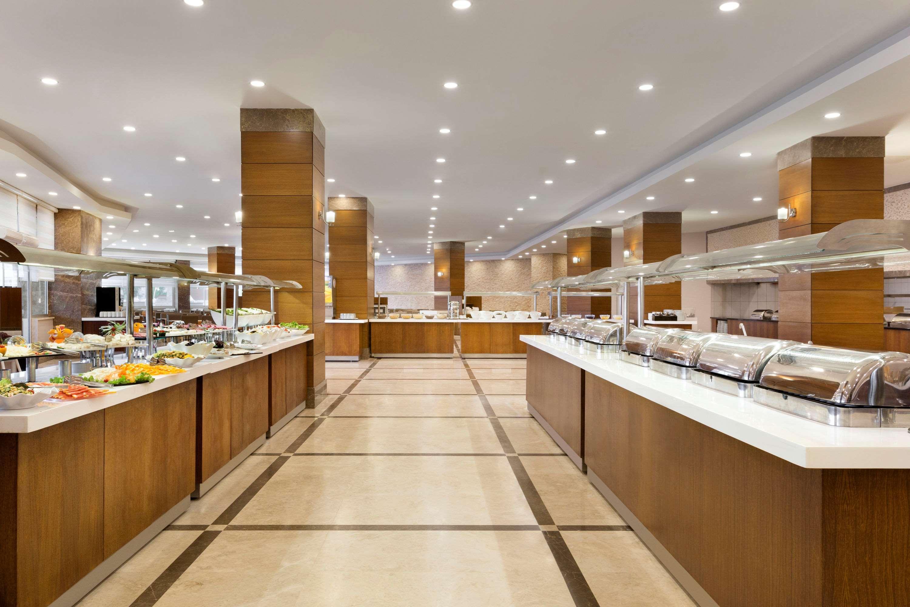 รามาดา รีสอร์ต บาย วินด์แฮม ซิเด Hotel ซีเด ภายนอก รูปภาพ