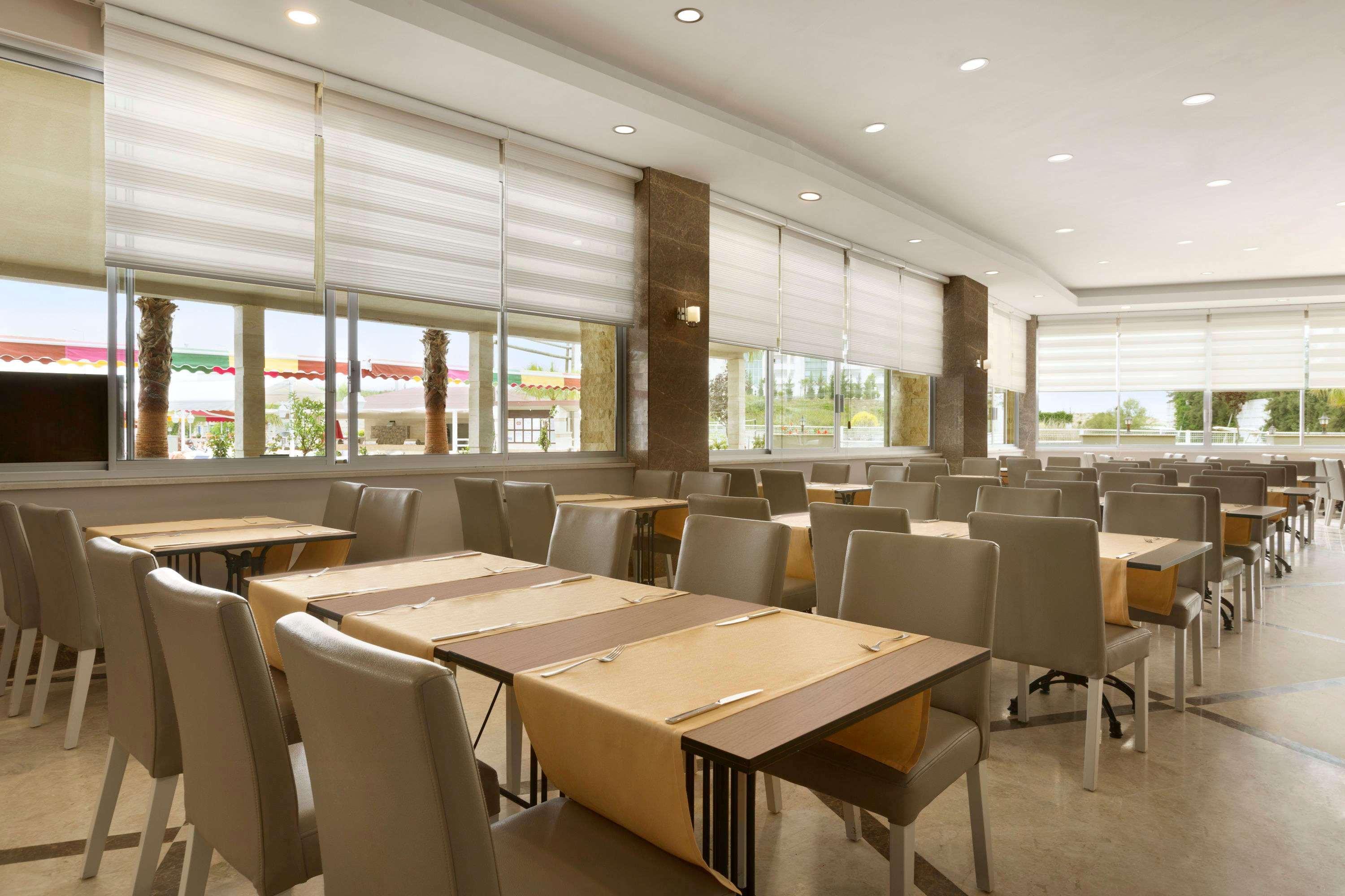 รามาดา รีสอร์ต บาย วินด์แฮม ซิเด Hotel ซีเด ภายนอก รูปภาพ
